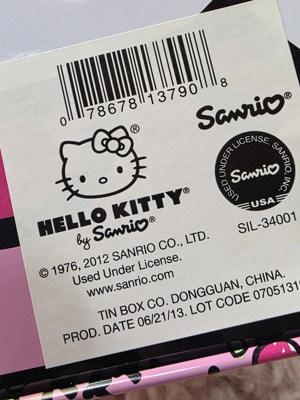 Sanrio Hello Kitty Pink and White Beaded Handle Tin Box